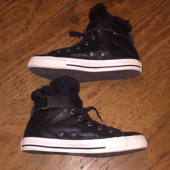 Converse Shoes - Converse all-star sz8 black fur lined hightop NWOT